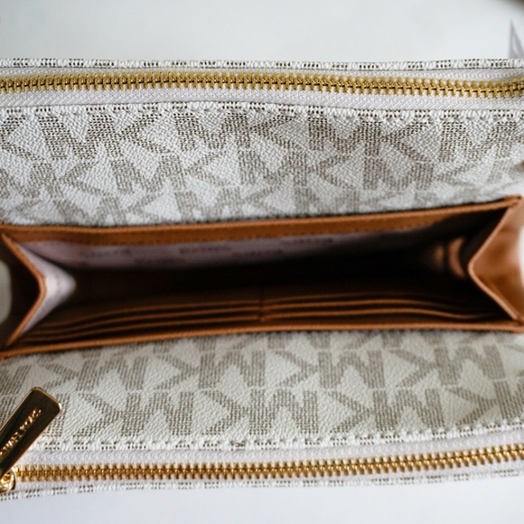 Michael Kors Vanilla/Acorn Signature PVC Crossbody - Picture 7 of 8